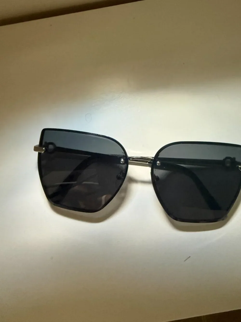 Stylish Black Tinted Women's Sunglasses